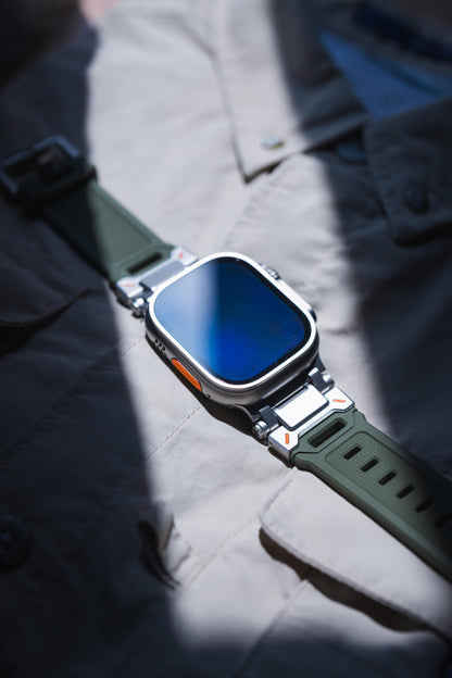 Vanguard - Army Green Silicone Strap with Stainless Steel Metal Connector for Apple Watch